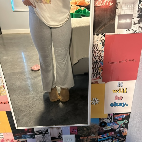 Grey Flared Yoga Leggings - Picture 3 of 3